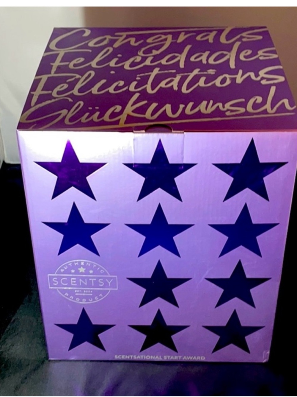 Scentsy Scentsational Star warmer brand new in the box